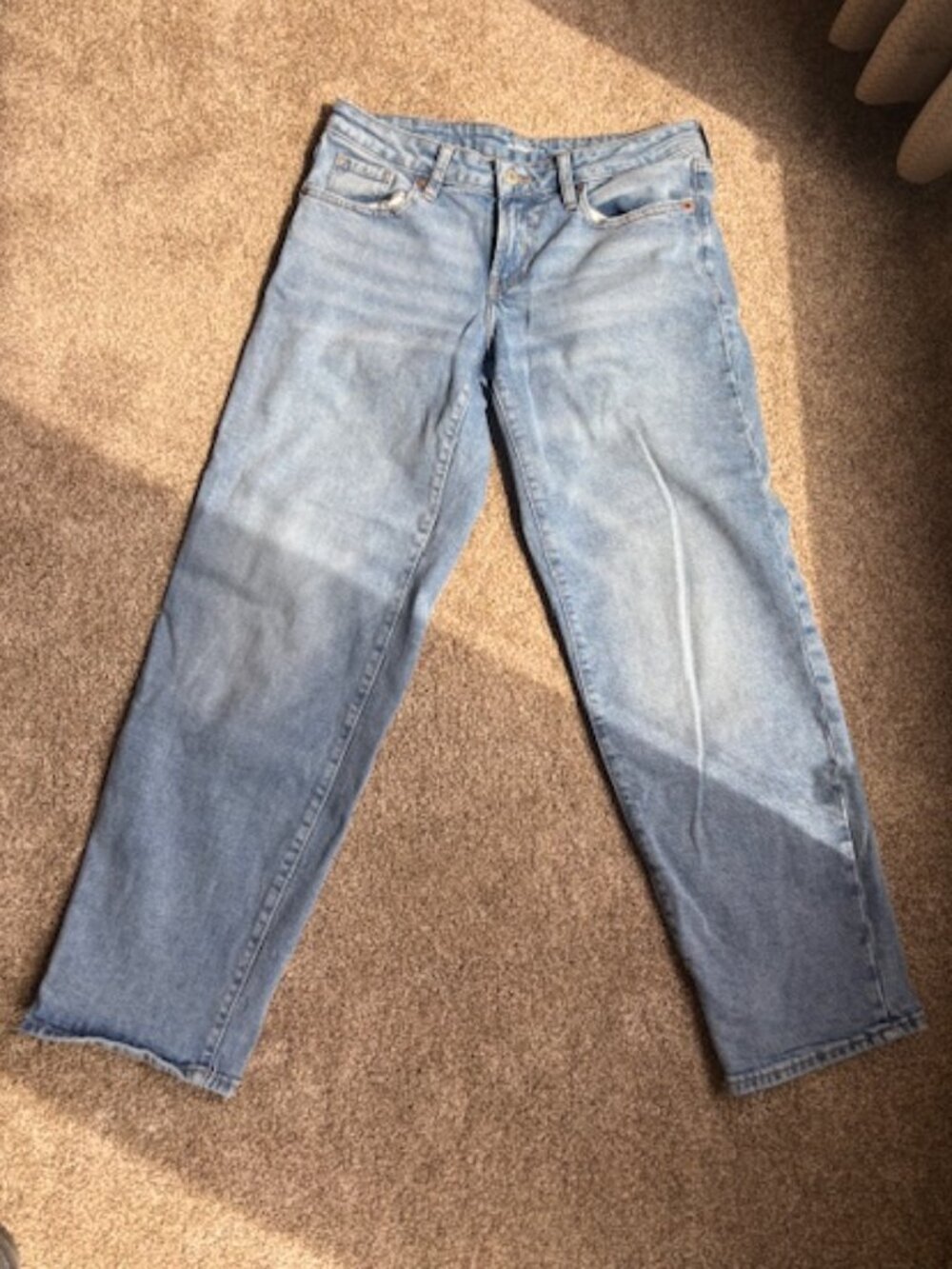 Old Navy lowrise OG Loose jeans, size 6